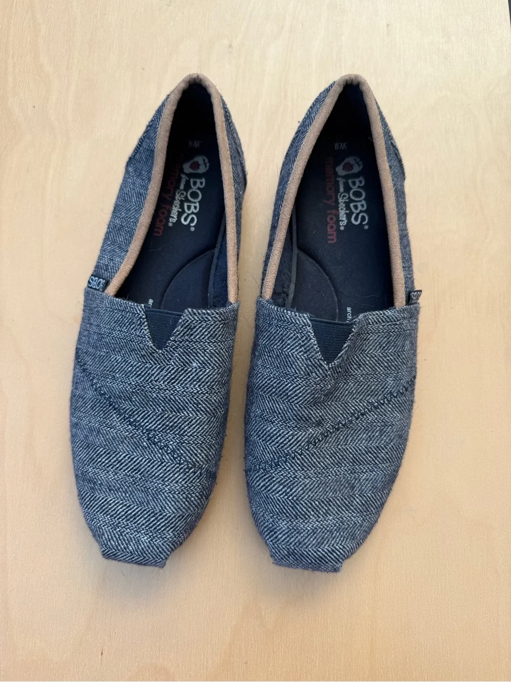 Skechers BOBS Plush - Pine Cones alpargata slip-on flats Womens 9 Granola Girl